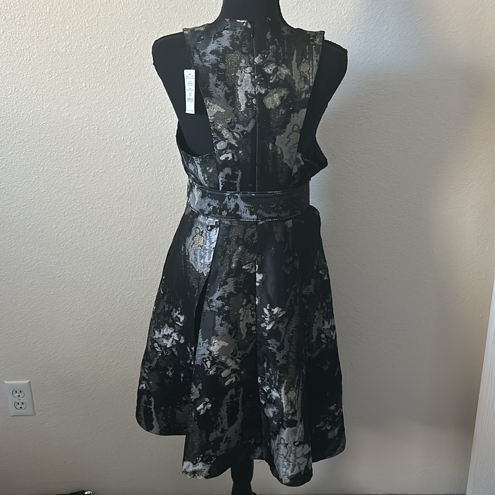 NEW White House Black Market Satin Jacquard Fit & Flare Dress - Picture 4 of 11